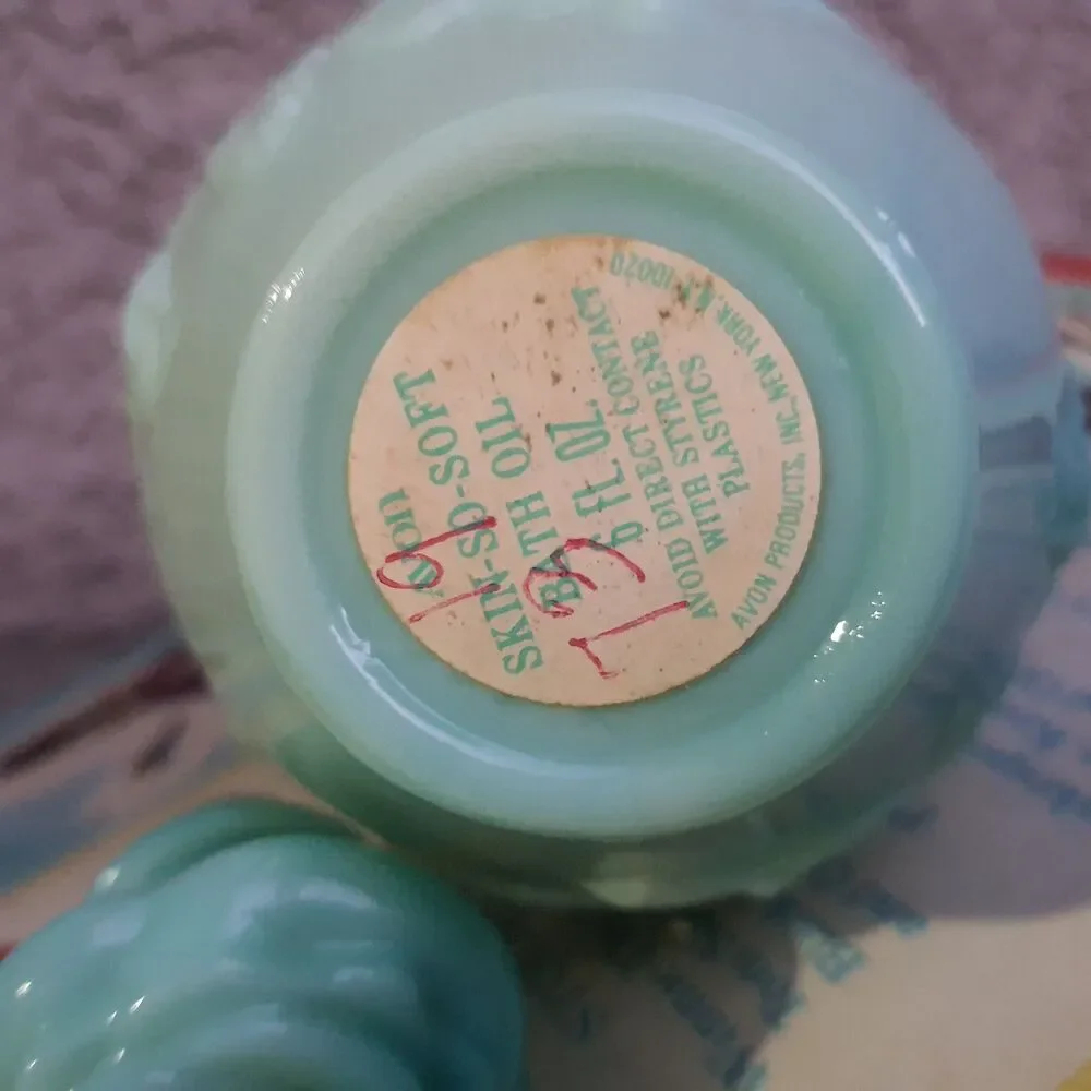 Vintage 70s Avon Skin So Soft Pitcher & Bowl Jadeite color Milk Glass 6'' Empty